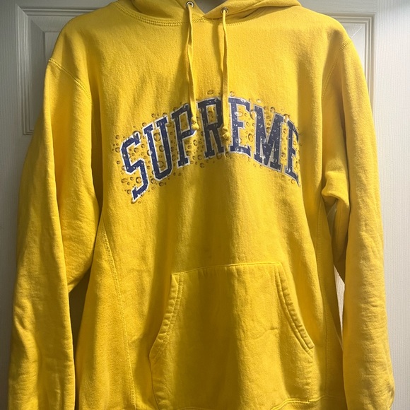 Yellow supreme water arc hooded sweatshirt size large. lightly  